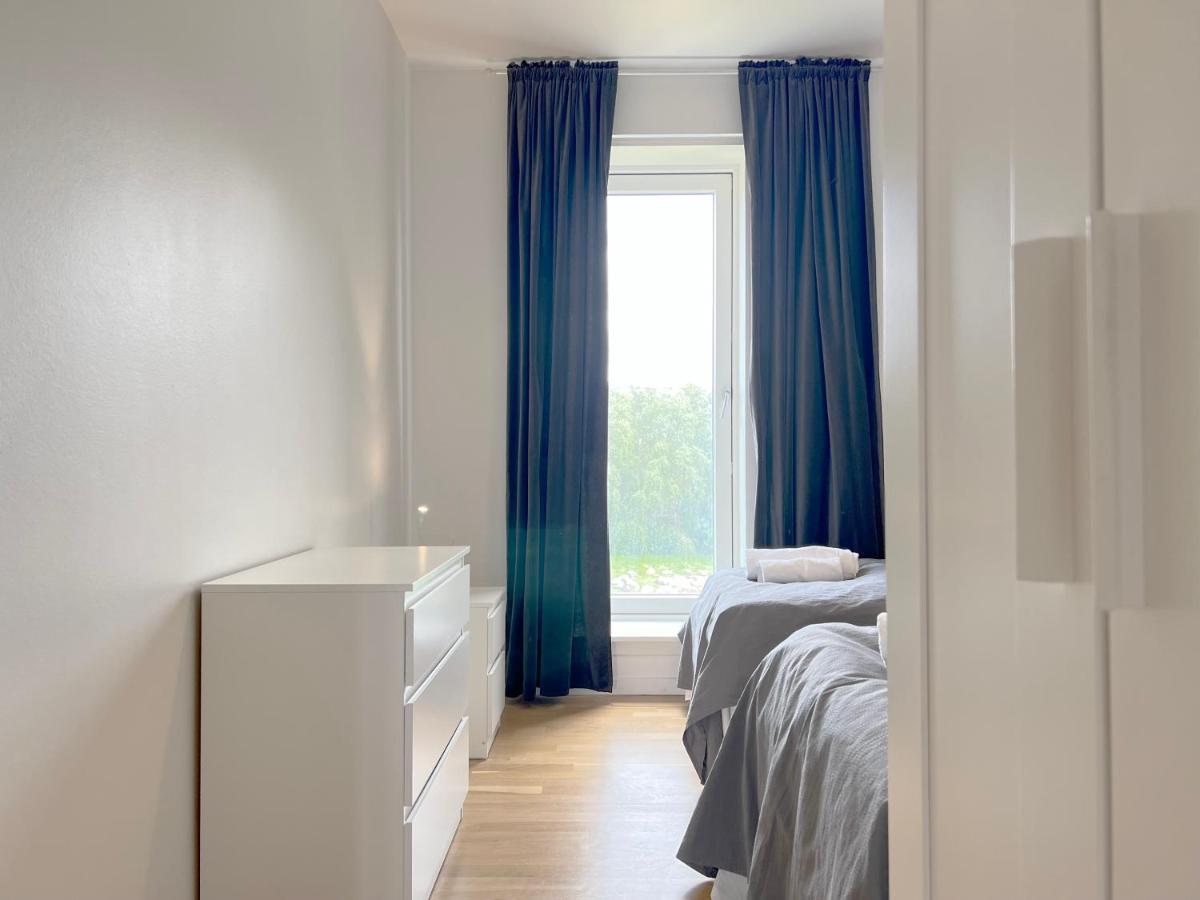 Leilighet 3 Bedroom At Margretheholmsvej With Balcony Near The Opera House And The Center
