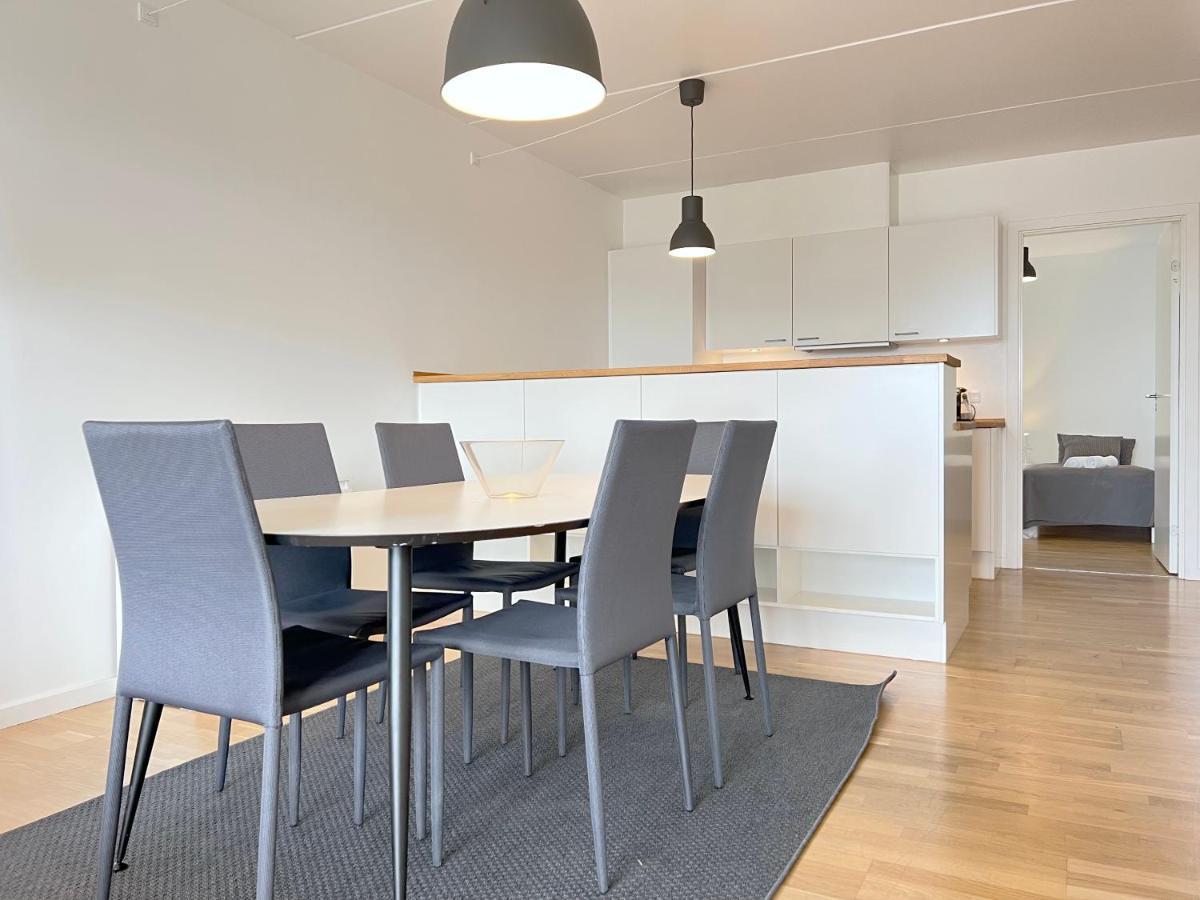 Leilighet 3 Bedroom At Margretheholmsvej With Balcony Near The Opera House And The Center København